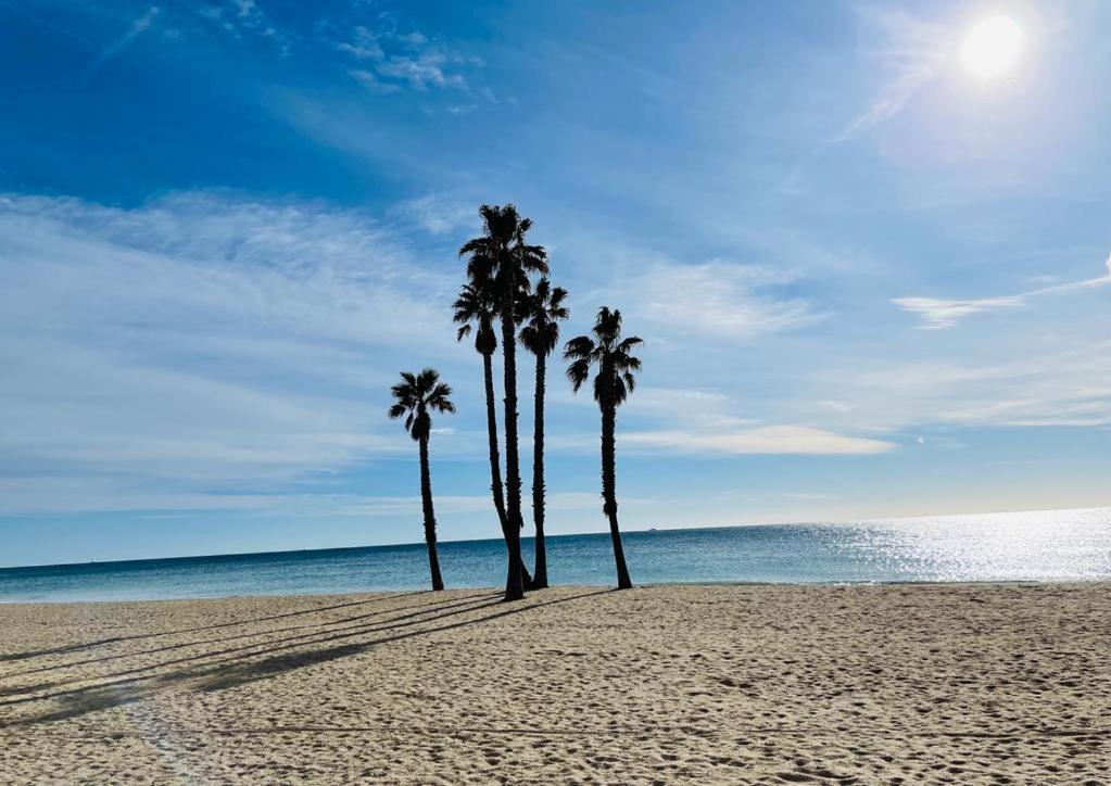 Vacaciones En La Playa Calafell Apartment Ел Вендрел Екстериор снимка